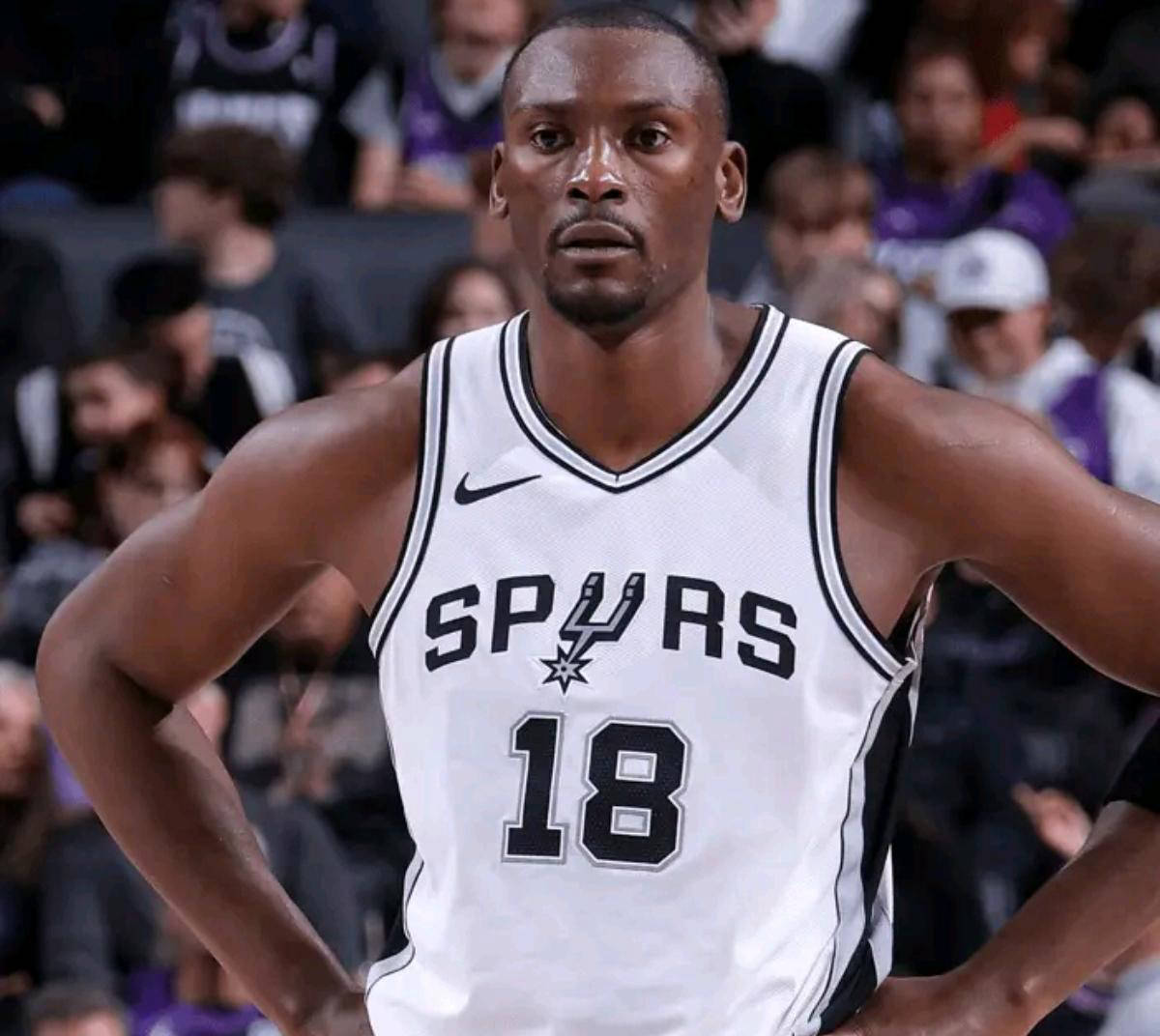 关于圣安东尼奥马刺加时末段官宣签约；志在NBA总决赛名次提升；球迷炸锅；控场能力受关注的信息-九游体育官网