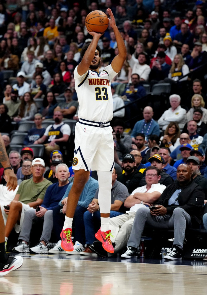 转折点！马赛伤情更新，NBA常规赛关键时刻攻防权衡，引发热议，年轻球员得到机会的简单介绍-九游体育